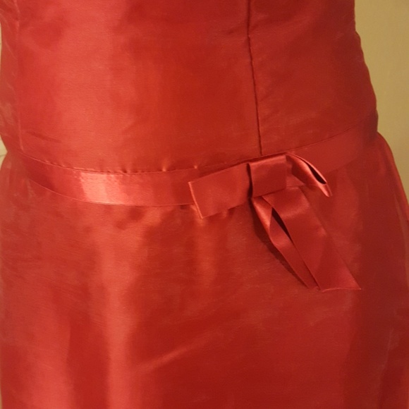 Red Midi length strapless in organdy - Picture 8 of 8